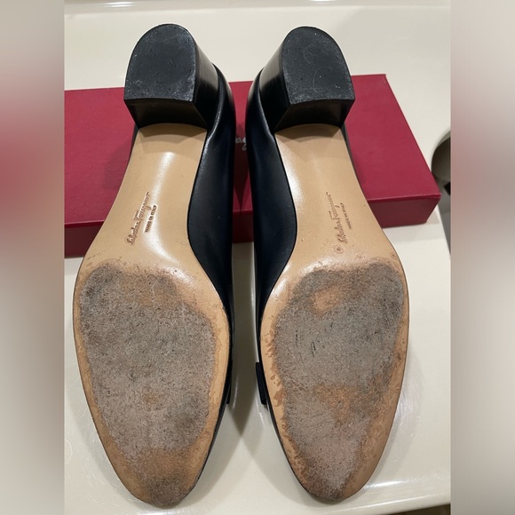 Ferragamo
Vara bow pumps - Picture 2 of 12